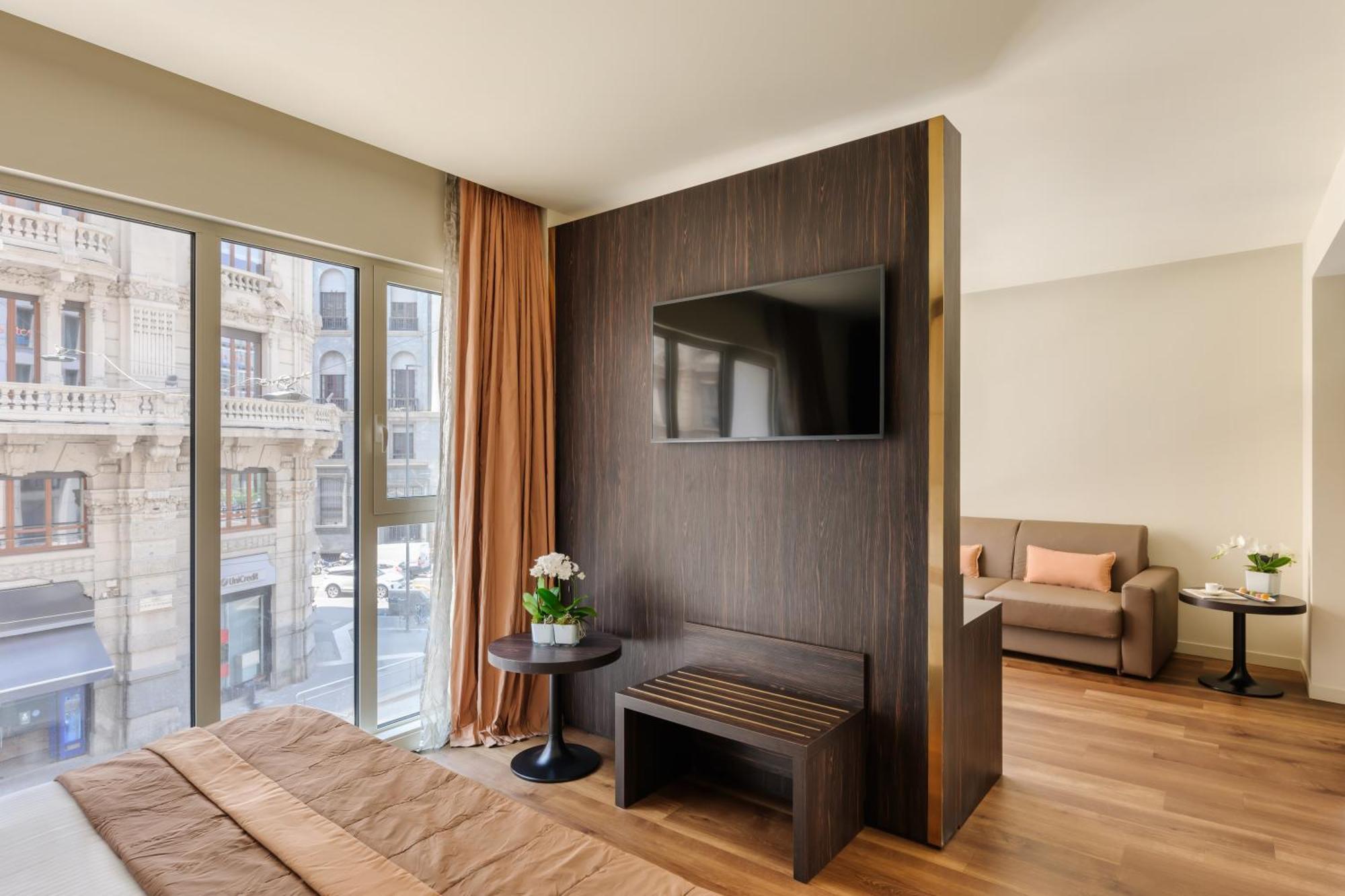 The Square Duomo - Preferred & Hotel Milán